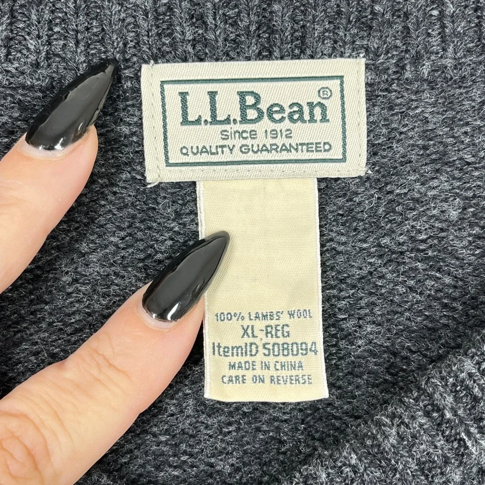 LL Bean Lambswool V-Neck Sweater Mens‎ XL Wool Raglan Sleeve Casual Layering